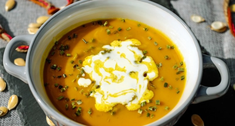 Kessel-Curryrahmsuppe
