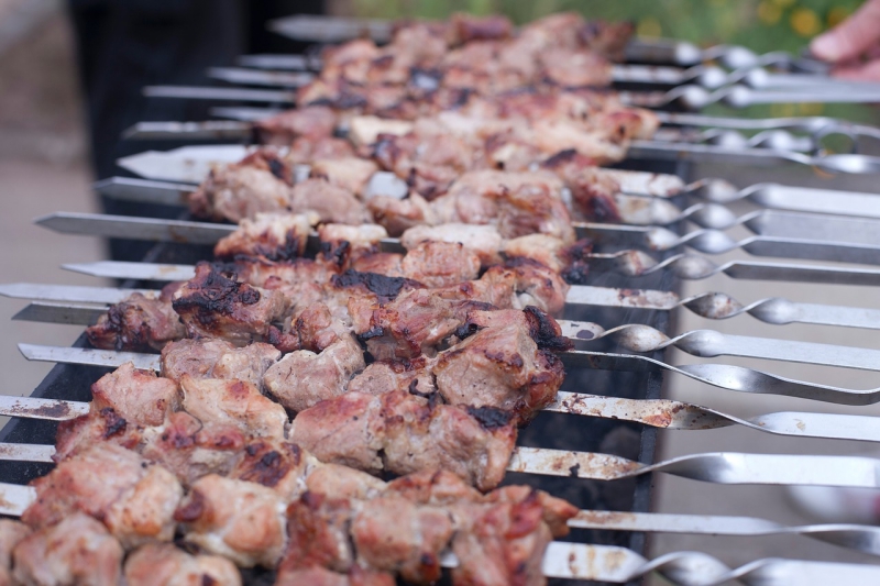 Maurische Fleischspieße vom Grill » schwenkgrill-abc.de