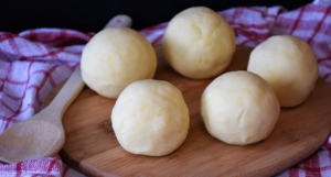Knödel-Spieße vom Grill