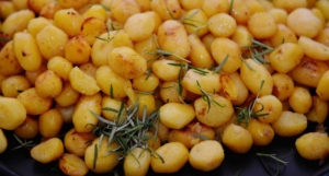 Rosmarinkartoffeln als Beilage