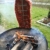 Flammlachsbrett aus Buche EXTRABREIT, leckerer Feuerlachs vom Original Räucherbrett. Die Grillplanke perfekt für Fisch, Lachs und Filet vom Feuer Brett! Mit massiver Edelstahl Halterung. - 3
