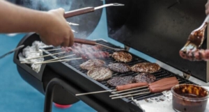 Gasgrill auf dem Balkon